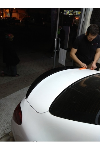 C180 W205 Kasa Piano Black Boyalı Abs Plastik Spoiler