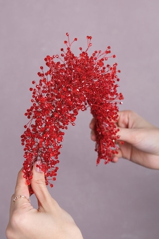 FdayAksesuar En Güzel Gelinlere Özel Kırmızı Atair Yogun Kristal Boncuklu Gelin Saç Aksesuarı FRDY31680