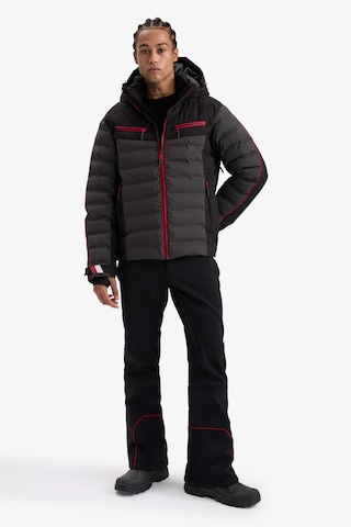Defacto Regular Fit Fermuarlı Düz Paça Softshell Kayak Pantolonu F5643ax25wnbk81 Siyah-bk81