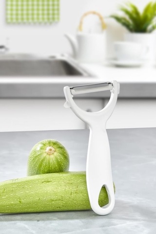 2 Adet Çok Amaçlı Yan Ve Sapan Soyacak, Meyve Sebze Paslanmaz Çelik Bıçaklı Soyucu 2 Li Set Beyaz