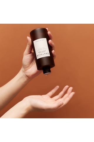 Skin1004 Madagascar Centella Probio-Cica Essense Toner 210 ML