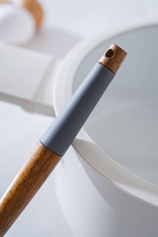 Evero Delikli Silikon Spatula - 28 Cm Gri