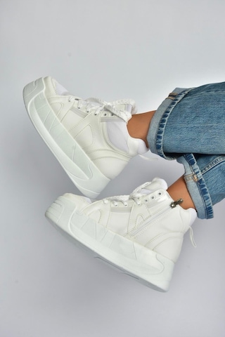 Fox Shoes V973019109 Beyaz Kalın Tabanlı Kadın Spor Ayakkabı Sneakers Beyaz