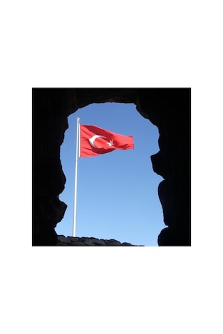 Premium Türk Bayrağı 200x300cm - Nefes Alabilir 125gr Rashel Kumaş, Çift Dikişli, Sağlam Kulplu, Uv Ve Solmaya Karşı Dayanıklı, İç/dış Mekan Kullanımı 200x300cm 1000 x 1500 CM