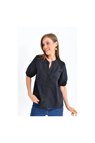 Kadın V Yaka Balon Kol Nakışlı Düğme Detay Dokuma Bluz Siyah