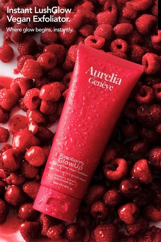 Raspberry Glowup Instant Lushglow Vegan Exfoliator Cildi Derinlemesine Arındıran & Işıltı Kazandıran Vegan Peeling 100 ML