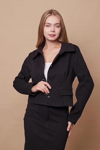 Kadın Likralı Kaşe Kumaş Yakalı Cep Kapaklı Uzun Kol Düğmeli Kısa Blazer Ceket Kaban-siyah Siyah