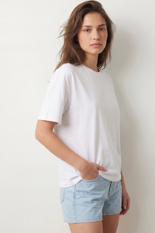 Elemge Pamuk Süprem Kadın Boxy Fit Beyaz T-shirt Bol Kesim Düşük Omuzlu Bisiklet Yaka Oversize Tişört
