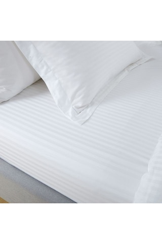 Çizgili Saten Yatak Çarşafı Lastikli 160x200 Yastık Kılıfı 50x70