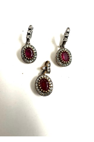 Gümüş Set Takım 1 Çift Küpe Ve 1 Kolye Yakut Ve Zirkon Taşlı