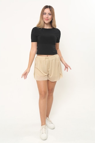 Kadın Krem Kumaş Bol Kesim Spor Şort Krem