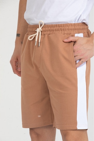 Twenty3 Erkek Basic Şerit Detaylı Cepli Şort 001