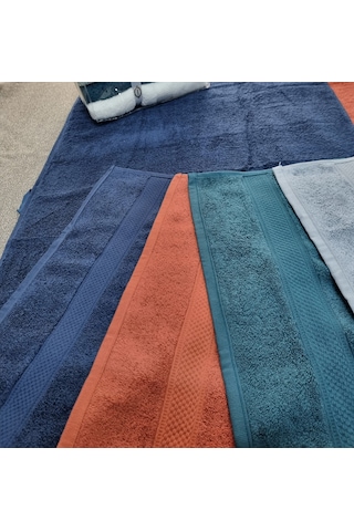 Hobby Colorful 60 X 110 Çantalı 4'lü Havlu Set Lacivert - Tarçın - Haki Yeşil - Mavi
