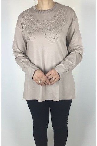 Kadın Likralı Turlu Viskon Büyük Beden Yaka Ve Kolağzı Taşlı Ve İşlemeli Bluz Krem