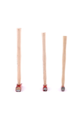 Ağaç Saplı Çekiç 200 G