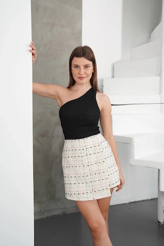 Defymoda İki Düğmeli Şort Etek Beyaz H26414 Beyaz