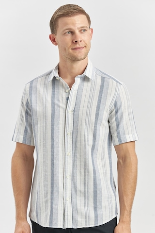 İmza Koyu Lacivert Kısa Kollu Çizgili Armürlü Pamuklu Casual Slim Fit Dar Kesim Gömlek 1004240243 Koyu Lacivert
