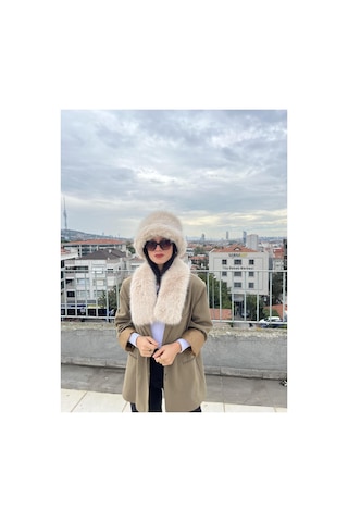 Mollycrush Kadın Suni Kürk Şapka Ve Atkı Seti Yumuşak Dokulu, Soğuk Havalar İçin Lüks & Şık Görünüm Bej