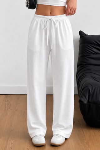 Tarz Cool Kadın Keten Karışımlı Regular Fit Beli Lastikli Bağcıklı Yüksek Bel Günlük Pantolon Beyaz
