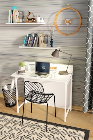 Frezya Katlanır Portatif Çalışma Masası Beyaz