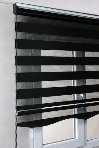 Etekli Siyah Düz Zebra Kaliteli Güneşlik Stor Perdeler