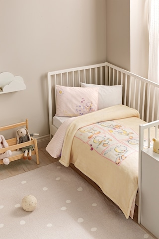 Puffy Tweety Frame Wellsoft Lisanslı Bebek Battaniyesi - Sarı