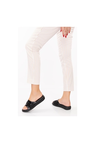 Artı-artı020-5002 Ortopedik Topuk Dikeni&kemik Çıkıntısı Fonksiyonlu Kadın Siyah Kırışık Rugan Terlik 001