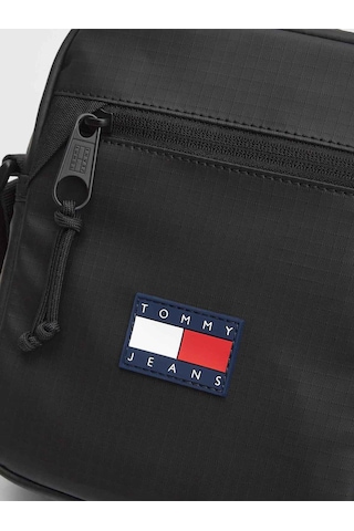 Tommy Hilfiger Erkek Marka Logolu Günlük Kullanıma Uygun Siyah Omuz Çantası Am0am13881 Bds-12894 Siyah