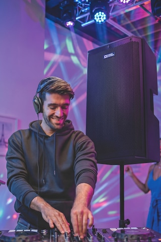 Tp15 450w Rms Aktif İki Yollu Pa Tws Bass Reflex Dijital Ekran Bluetooth, Xlr/trs X2 , Rca