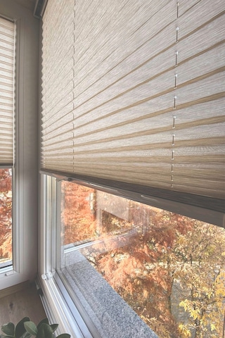 Hanedizayn Yapıştırmalıdır Plise Perde Açık Kahve Cam Balkon,mutfak, Ofis Perdesi Açık Kahve Hnd-plisey2