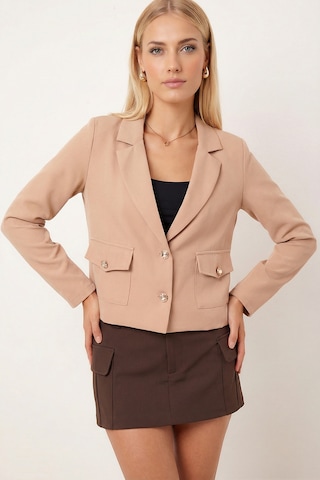 Armonika Kadın Bej Erkek Yaka Kare Cepli Crop Ceket Arm-26k001026
