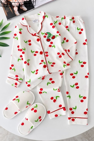 Minigimin Cicileri Kiraz Baskılı Terlikli Kız Çocuk 3 Lü Pijama Takımı - Beyaz
