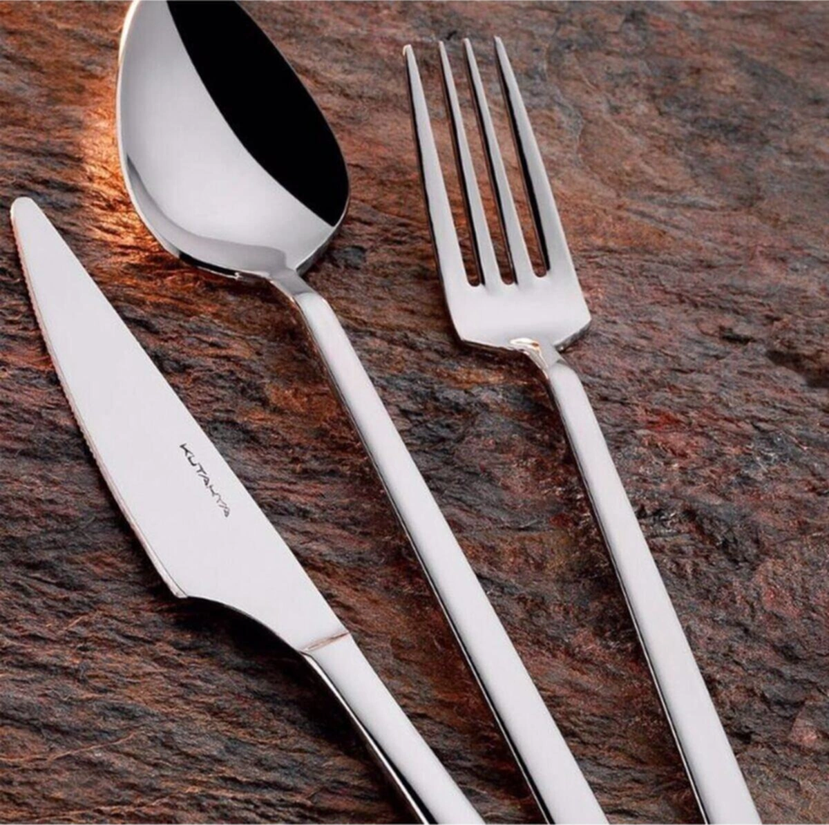 Camılla 84 Parça Çatal Kaşık Bıçak Takımı Sade Metalik