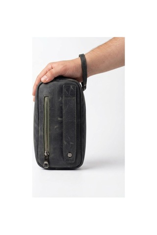 Levano Leather Hakiki Dana Derisi Erkek El Çantası Bilek Askılı El Geçmeli Portföy Organizer Çanta 22x12 Cm Antrasit