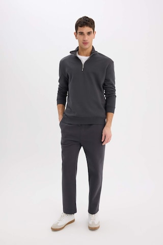 DeFacto Regular Fit Eşofman Altı İçi Polarlı Basic Düz Cepli Beli Bağcıklı Düz Paça D7836AX25SPAR214