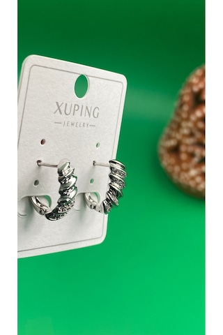 Xuping Gümüş Renk Şık Zirkon Taşlı Vip Çelik Küpe Gümüş
