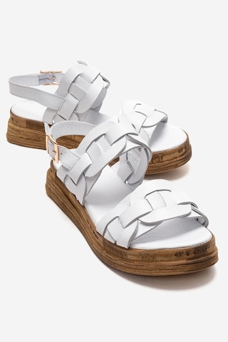 Luvishoes Elvoro Beyaz Hakiki Deri Örgü Bantlı Kadın Sandalet