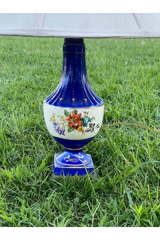 Çiçek Motifli Porselen Abajur 57 CM