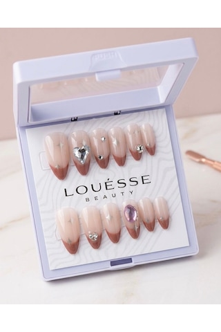 Louésse Rose Glow Takma Tırnak Seti 12 Li Taş Detaylı Nude Pembe Geçişli Şık Model