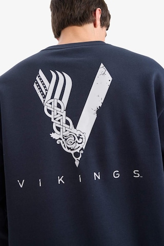 Defacto Vikings Boxy Fit Bisiklet Yaka Sırt Baskılı Sweatshirt E9323ax25aunv64 Lacivert-nv64