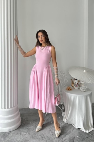 Etiler Collection Pembe Yanları Büzgülü Midi Boy Keten Elbise Pembe