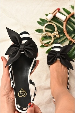 Fox Shoes Siyah/Beyaz Kumaş Kadın Babet H726809004 Beyaz