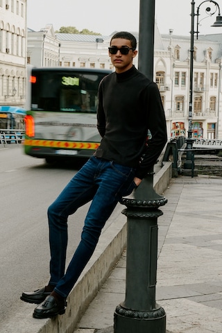 AC&Co / Altınyıldız Classics Erkek Siyah Standart Fit Normal Kesim Yarım Balıkçı Yaka Triko 4A4923100005SYH3XL Siyah