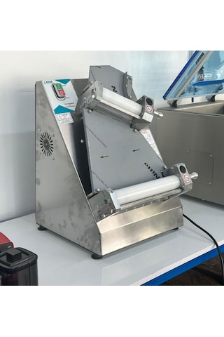 Akse Hamur Açma Makinesi 30 Cm