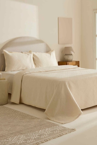 Karaca Home Adelia Fistolu Çift Kişilik Yatak Örtüsü Takımı Natural Beyaz