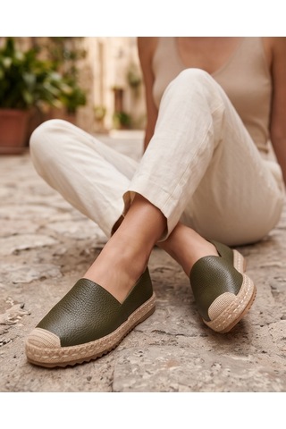 Futsishoes Lucıa Koyu Yeşil Hakiki Floter Deri Dikiş Detaylı Kadın Espadril Futsishoes Lucıa Koyu Yeşil Hakiki Floter Deri Dikiş Detaylı Kadın Espadril