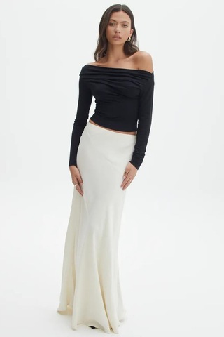 Seeh Siyah Kayık Yaka Büzgülü Kadın Body Sh225