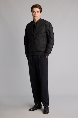 Defacto Sıcak Tutan Su İtici Slim Fit Kolej Yaka Fermuarlı Astarlı Bomber Mevsimlik Mont A3105ax26aubk27 Siyah-bk27