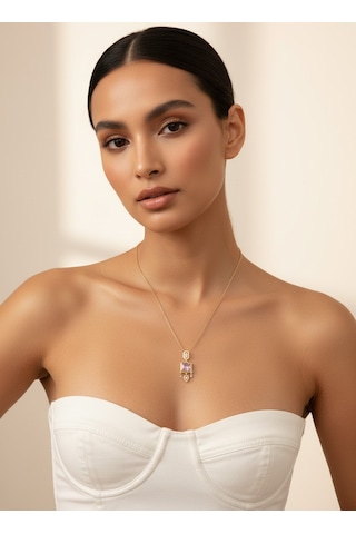 Valmont Accessories Kadın Altın Renk Beyaz Taşlı Geometrik Uçlu Kolye