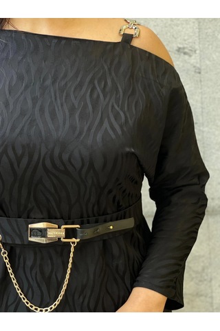 Trend Kadın Büyük Beden Yeni Sezon: Jakarlı Omuz Dekolteli, Aksesuarlı İkili Takım Siyah